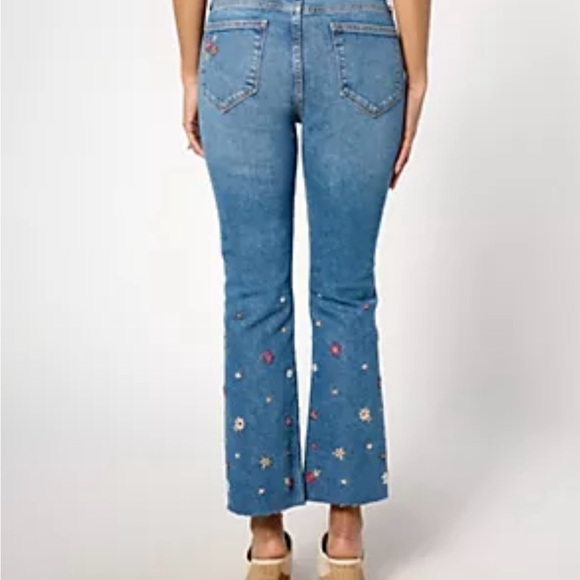 Driftwood Jeans Colette Embroidered Crop Straight Jeans Prairie Floral Women 6 - Picture 4 of 13